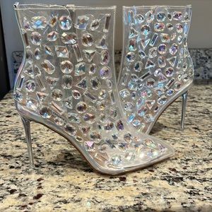 Steve Madden Gem Boots